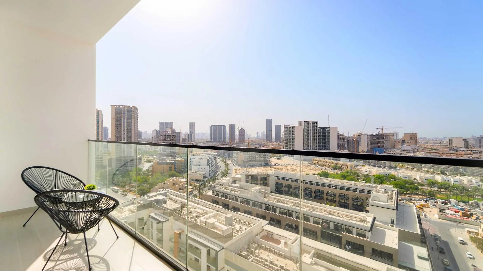 Silkhaus Sunlit 1Bdr Stay In Jumeirah Village Dubai Apartment